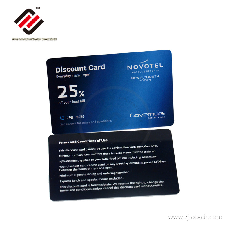 Cartões de PVC CR80 UHF RFID impressos personalizados
